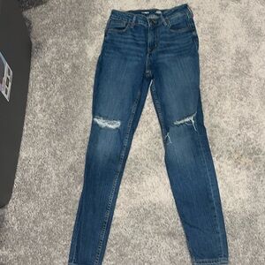 Women’s skinny jeans